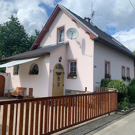Chalupa U Desne Petrov nad Desnou Exterior foto